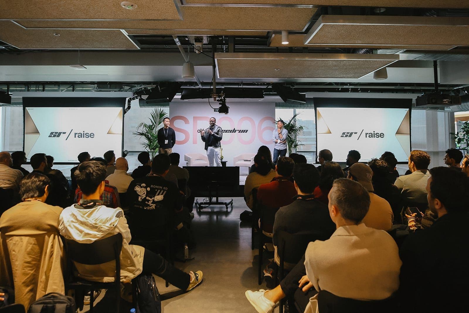 Image 29: Expert Operators