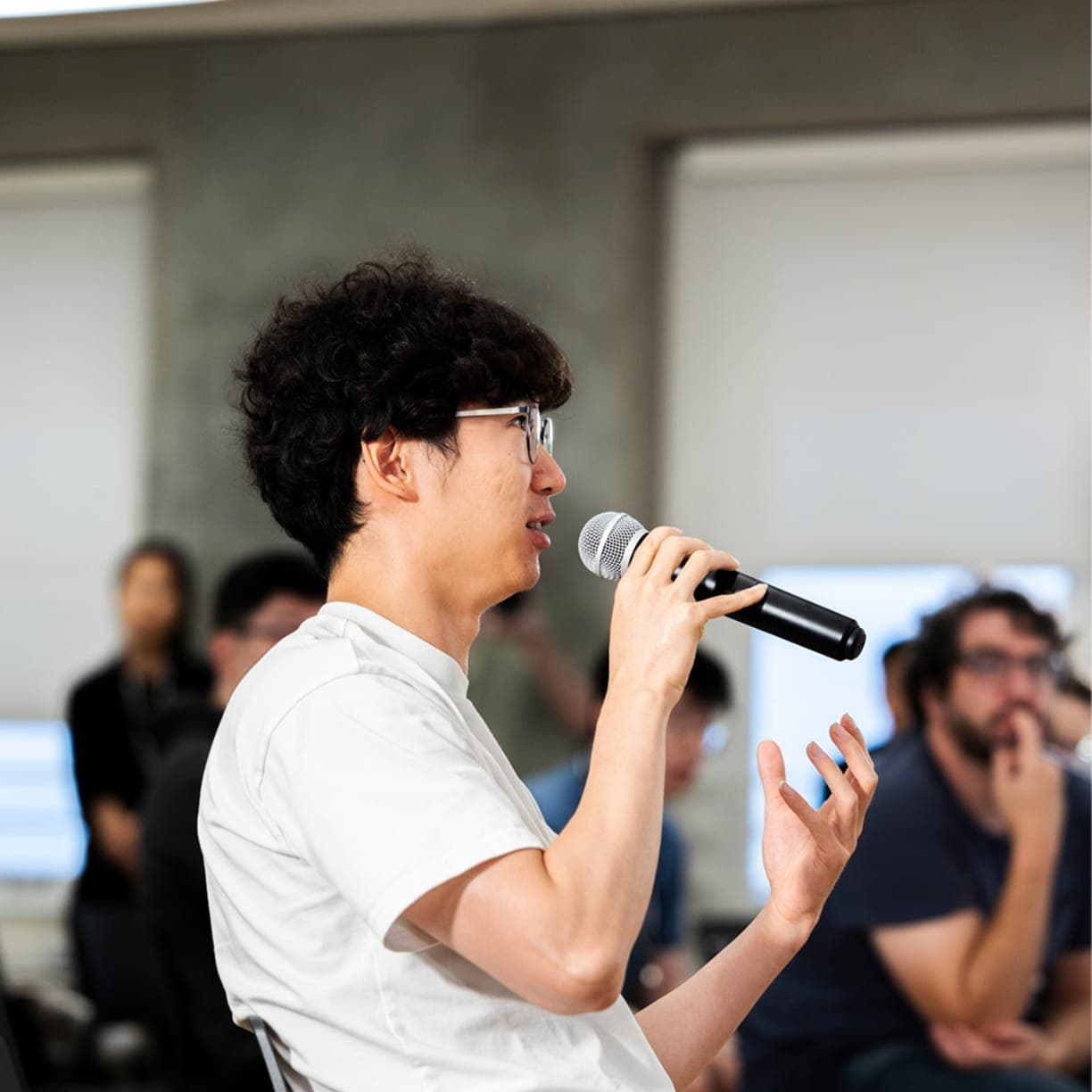 Image 43: Lucky Zhang